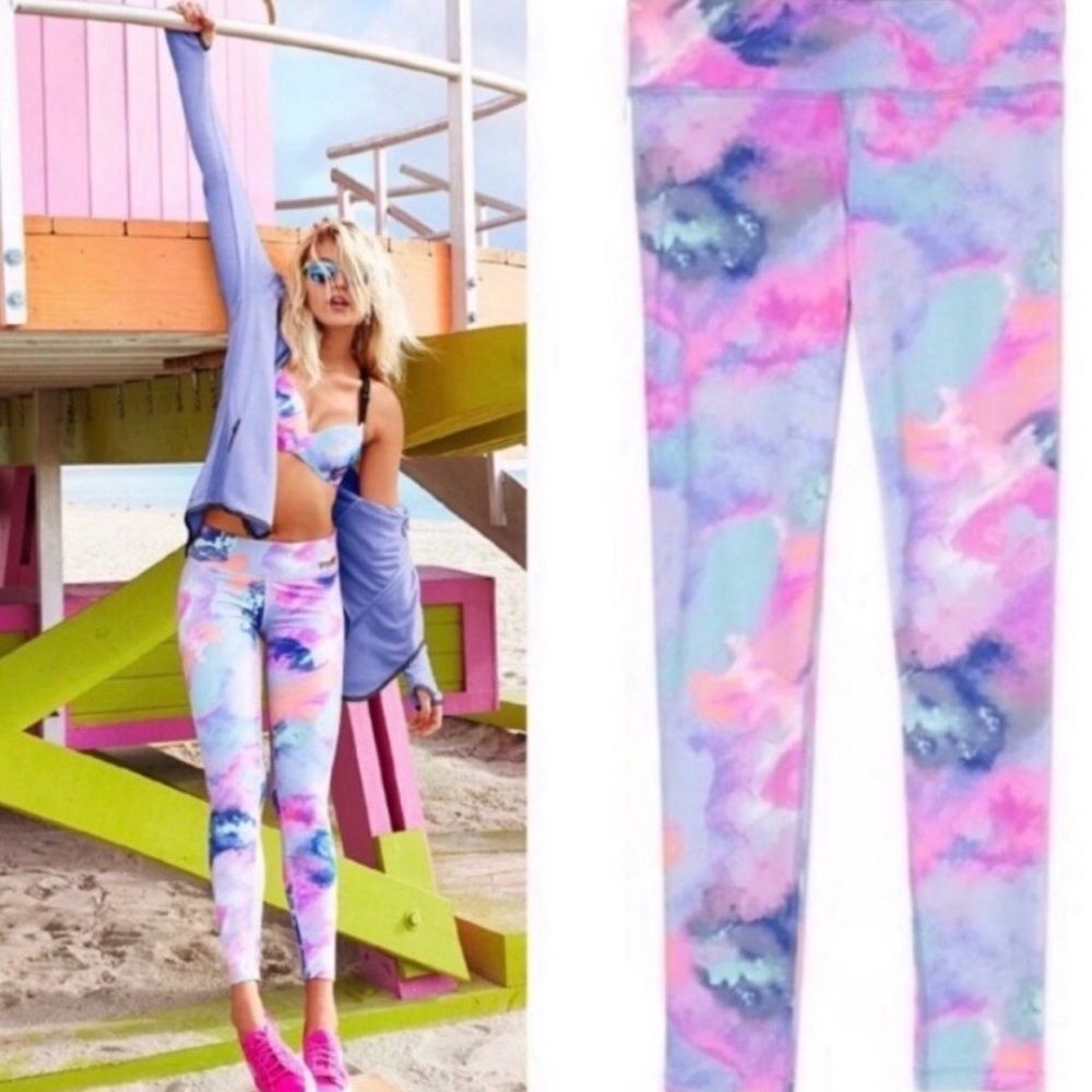 Victoria's Secret Pink watercolor Leggings Medium